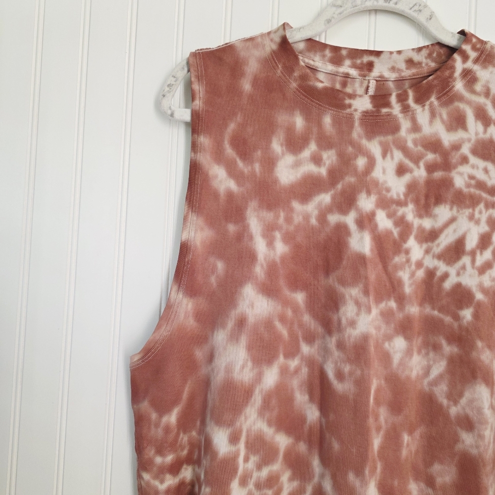 Lululemon‎ Tie Dye Musle Tank Top Size 8 - Picture 7 of 9